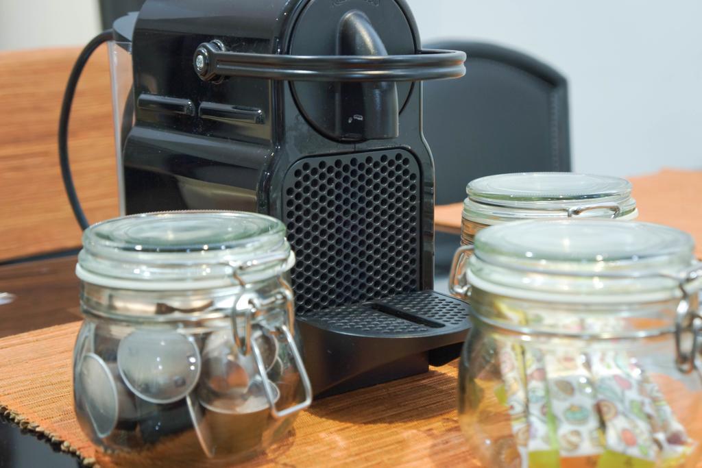 The Cupcake Suites Jakarta Exteriör bild