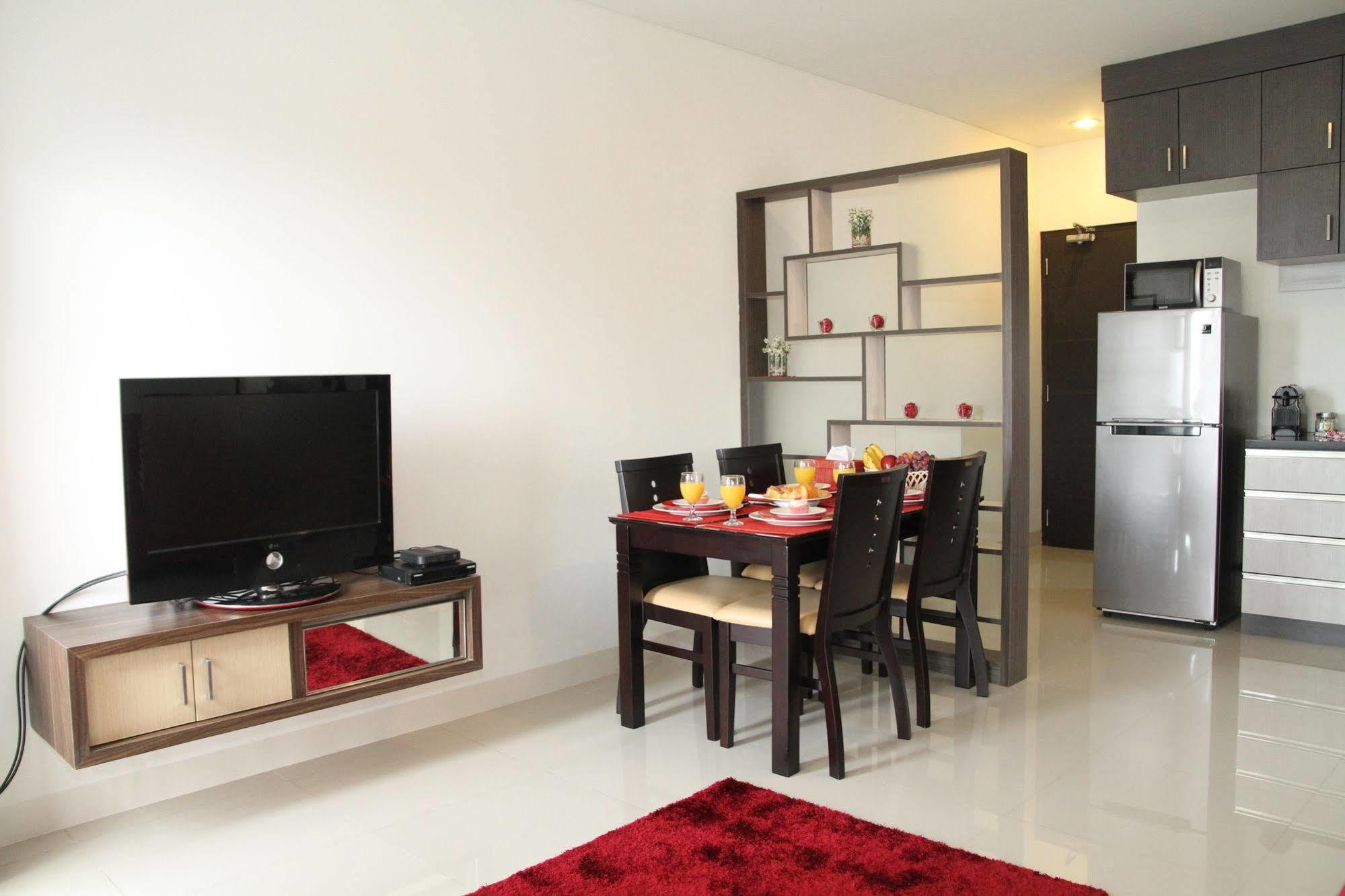 The Cupcake Suites Jakarta Exteriör bild